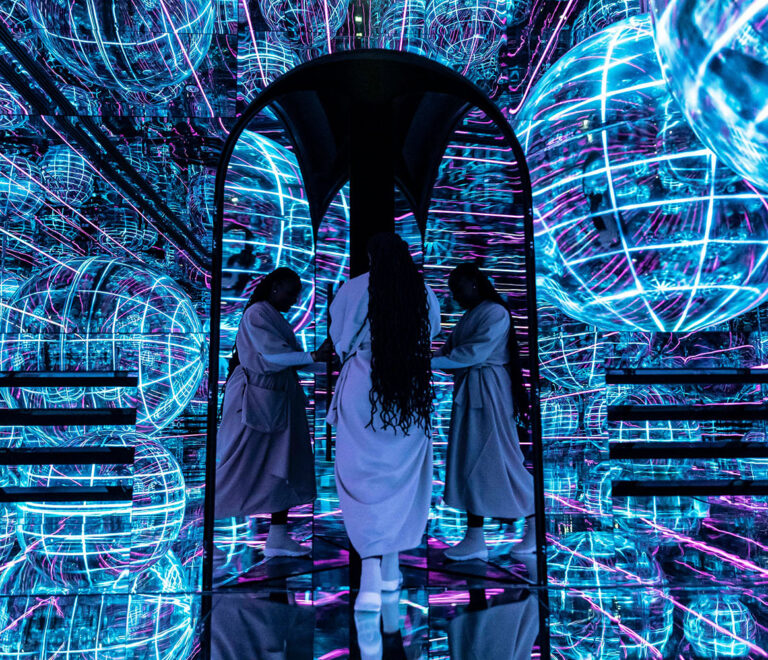 موزه آیا دبی | نمایش‌های نورپردازی | تجربه دیجیتالی در دبی