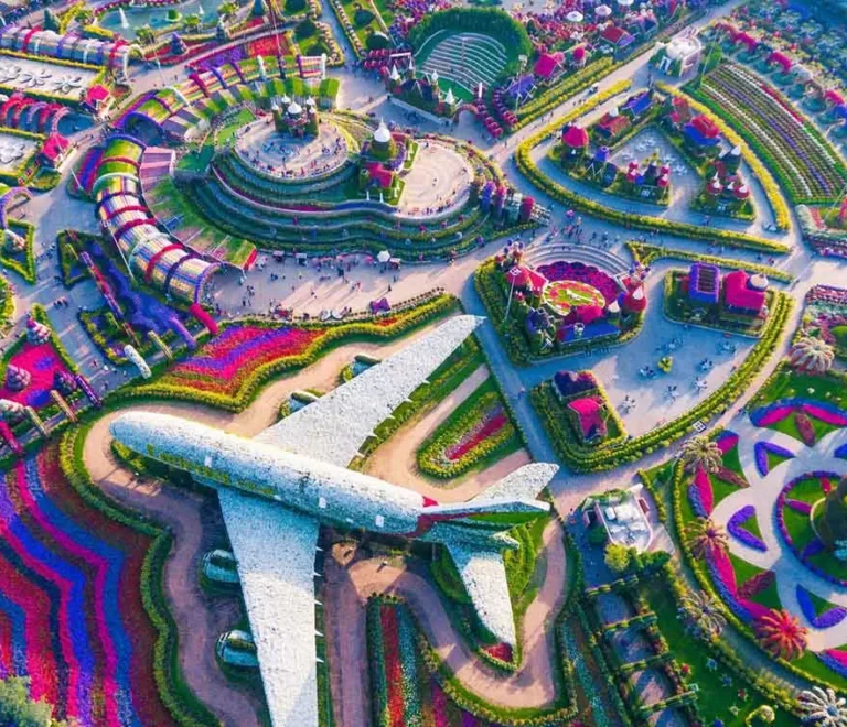 باغ معجزه دبی | تونل‌های گل در دبی | بزرگ‌ترین باغ گل جهان در دبی